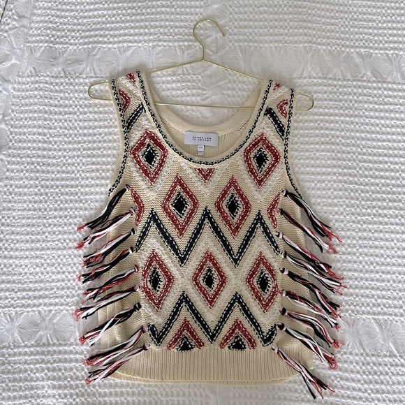 ✨Derek Lam Embroidered Top (M) ✨ - Picture 5 of 12